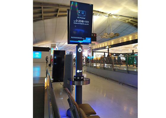 Airport 55 Inch LVDS 8 Bit Digital Signage LCD Display With Phone Charger Station